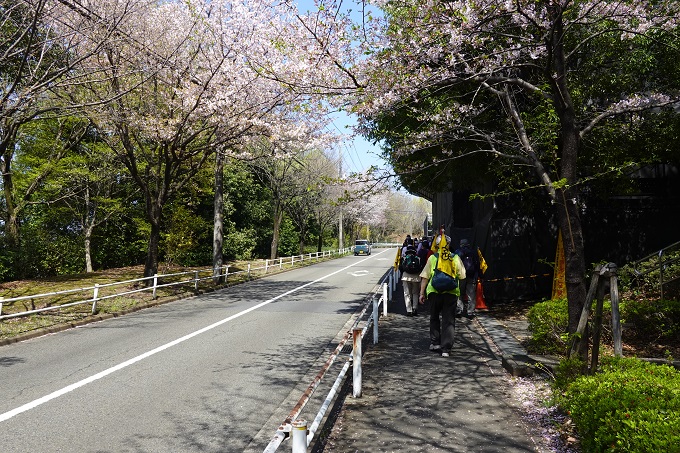 金井原古戦場碑